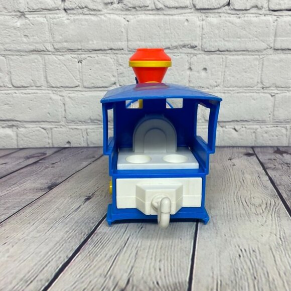 Vintage 1986 Fisher Price Toy Train Engine Only Made in USA Model 2581 Good - Picture 4 of 10